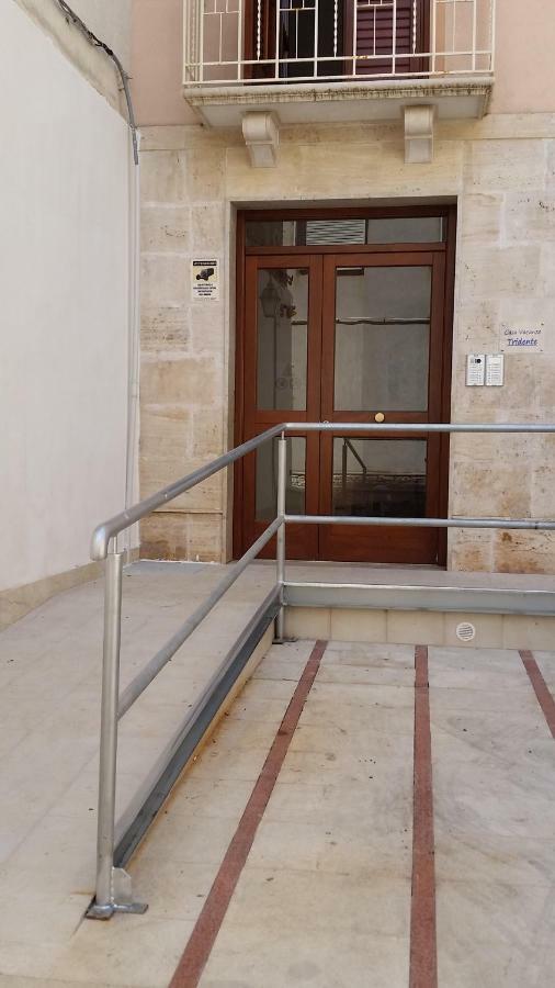 Casa Vacanze Tridente Villa Trapani Kültér fotó